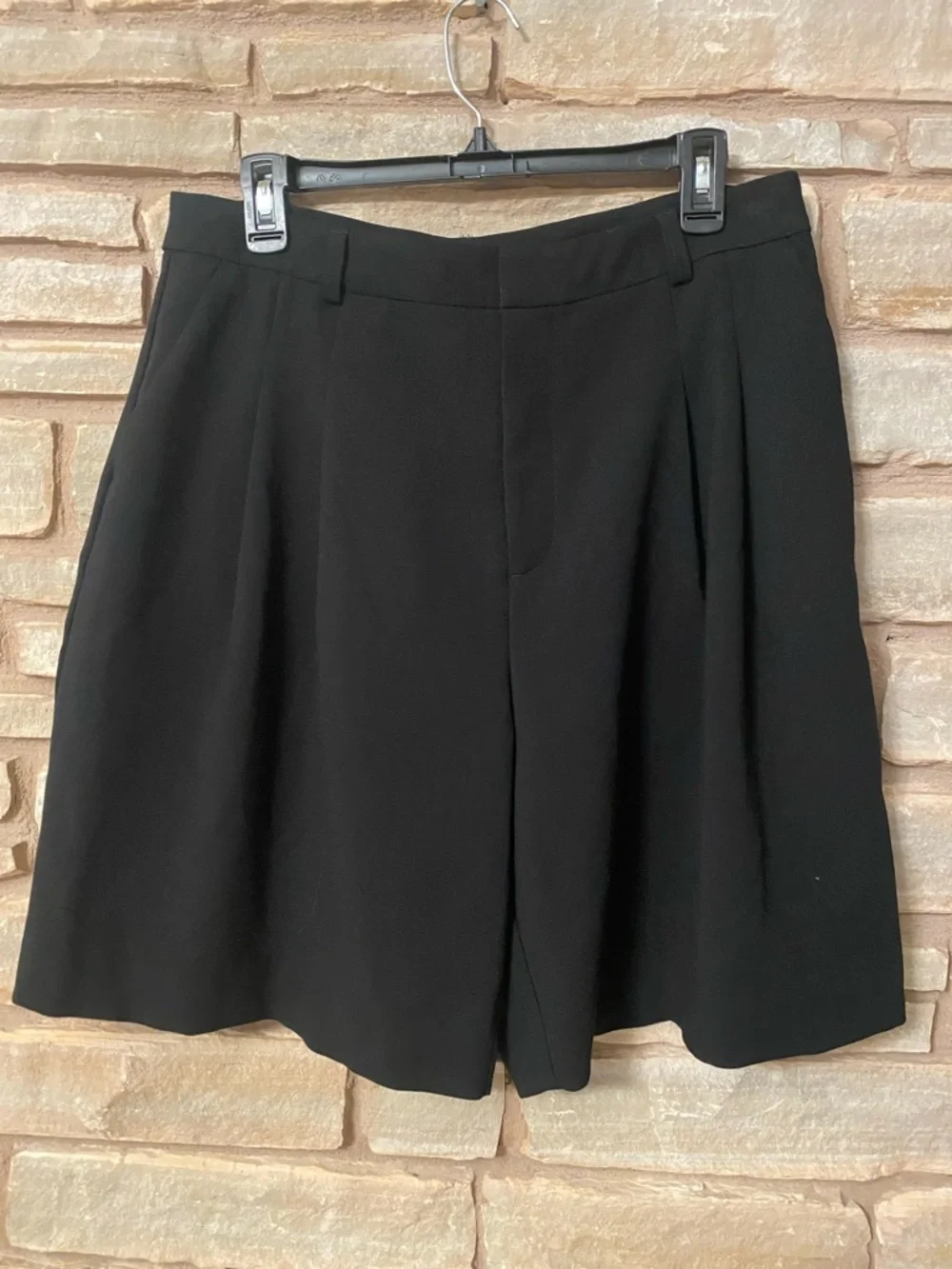 Anthropologie Maeve Black High-Waist Pleated Bermuda Shorts Size 12